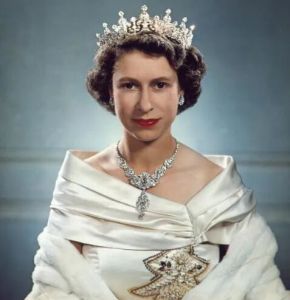 英國(guó)女王