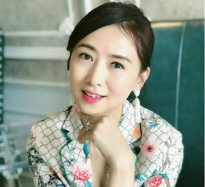 翁虹