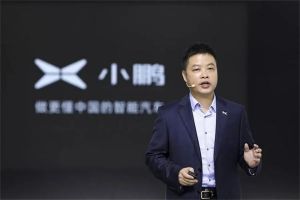 何小鵬
